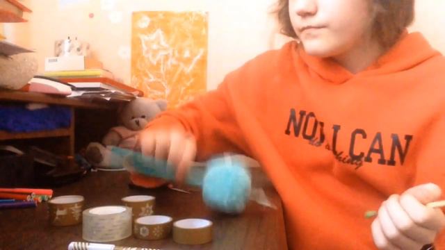 ПЫТАЯСЬ сделать канцелярию на НГ:/ смотреть онлайн