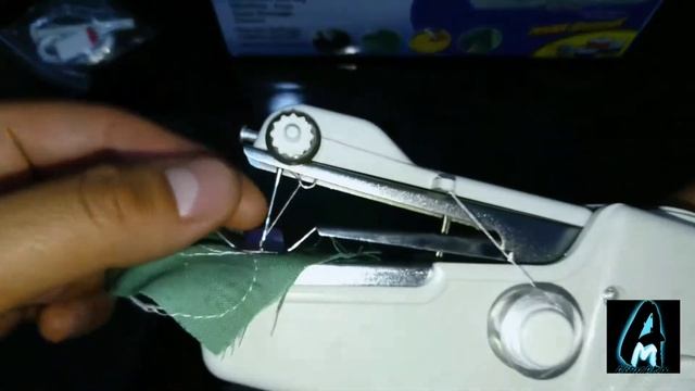 Itian Portable Cordless Handheld Sewing Machine (Review) смотреть онлайн