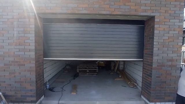 ГАРАЖНЫЕ ВОРОТА С АВТОМАТИЧЕСКИМ УПРАВЛЕНИЕМ | GARAGE DOORS WITH AUTOMATIC CONTROL смотреть онлайн