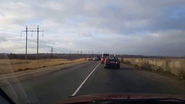 Наглый водитель или учителя на дороге! Одесса. Объездная дорога. смотреть онлайн