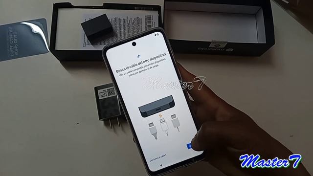 unboxing EL MOTOROLA MOTO G23 si carga en una hora al 100 x ciento смотреть онлайн