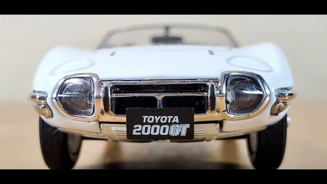 アシェット「国産名車プレミアムコレクション トヨタ 2000GT “ボンドカー” (MF10) 1966 【定期購読特典ミニチュアカー Gift B】」【ミニカー紹介】 смотреть онлайн