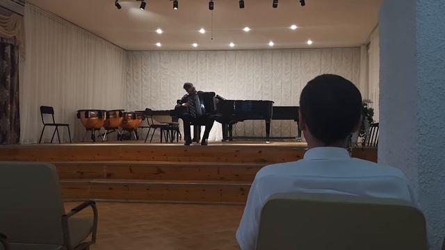 Коробейников Андрей, студент 2 курса, Забайкальского краевого училища искусств смотреть онлайн