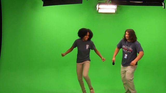TV Production Students Take On The Git Up Challenge смотреть онлайн