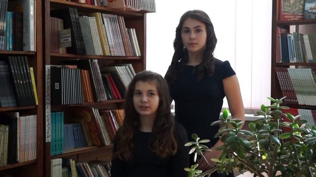 Софья Авдалян и Диана .Курашвили читают стихотворение В.Я.Брюсова "Ранняя осень" смотреть онлайн