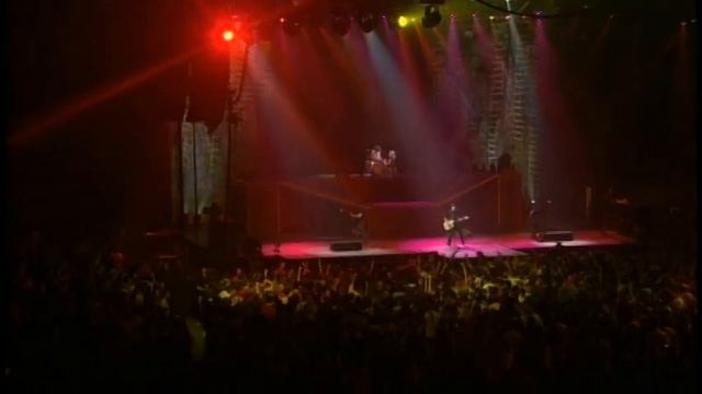 Fall Out Boy - Chicago Is So Two Years Ago (Live From UCF Arena) смотреть онлайн