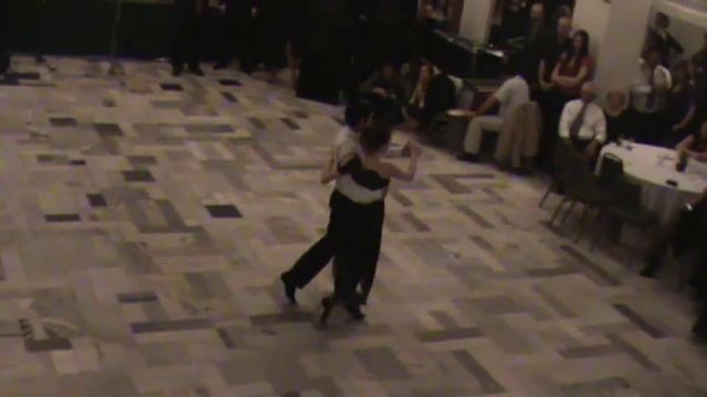 Fernando Gracia y Paula Ballesteros - Watashi смотреть онлайн