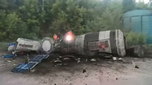 Спутники тоже падают! смотреть онлайн