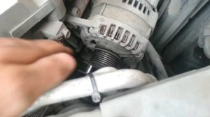 Замена ремня генератора на Nissan Tiida 4WD