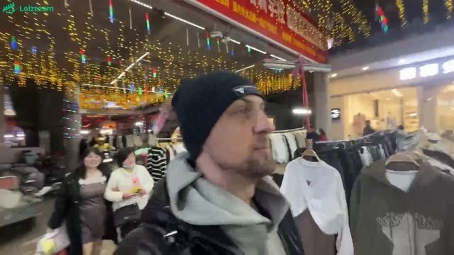 УГАРНАЯ ПРОГУЛКА ПО КИТАЙСКОМУ РЫНКУ ? смотреть онлайн