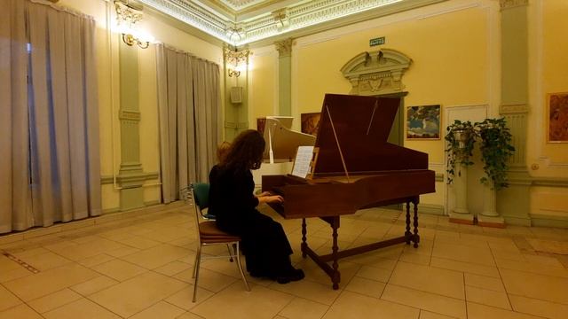 И.С.Бах. Прелюдия и фуга ми-бемоль минор (I том ХТК), BWV 864 - исполняет Александра Винник смотреть онлайн