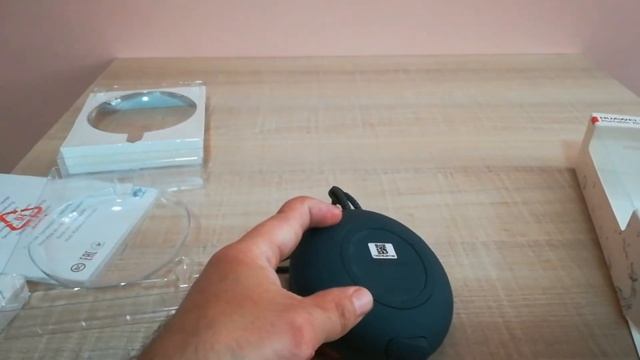 Распаковка портативной колонки Huawei CM51 SoundStone смотреть онлайн