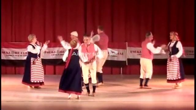 Finnish Folk Dance - Vepsalainen Katrilli смотреть онлайн