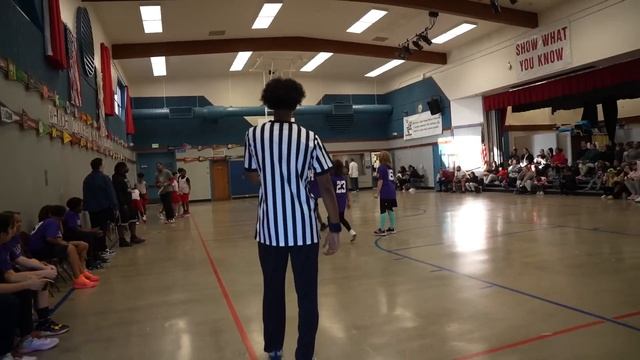 FAKE REFEREE AT AN AAU TOURNAMENT PRANK! смотреть онлайн