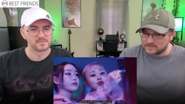 Billlie - GingaMingaYo (the strange world) (REACTION) | Best Friends React смотреть онлайн