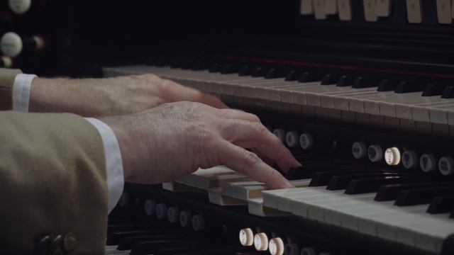 Rodgers Hybrid Organs: Solemn Procession - William Lloyd Webber. смотреть онлайн