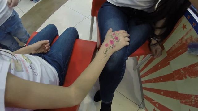 РИСУЕМ на теле БЕСПЛАТНО смотреть онлайн