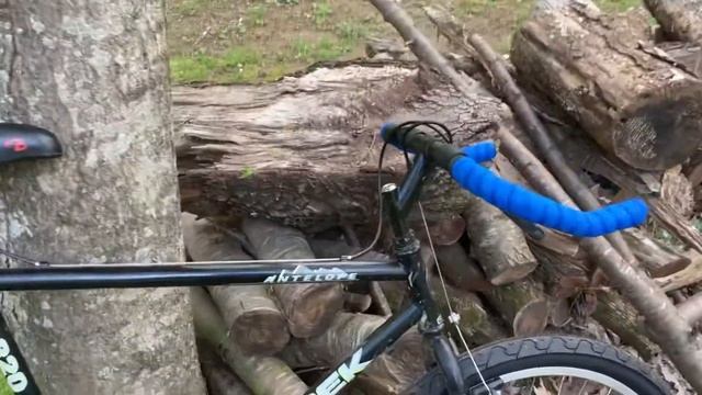 Trek 820 Antelope - new grips, tires смотреть онлайн