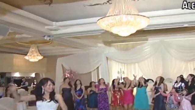 ЭТО Надо Видеть! Лютые Свадебные Казусы! смотреть онлайн