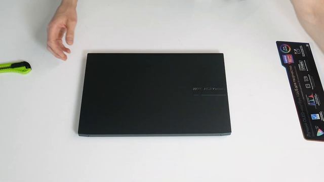 Распаковка универсального ноутбука ASUS VivoBook Pro 15 OLED M3500QC смотреть онлайн