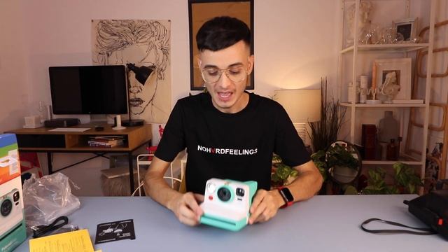 De ce să-ți cumperi un Polaroid смотреть онлайн