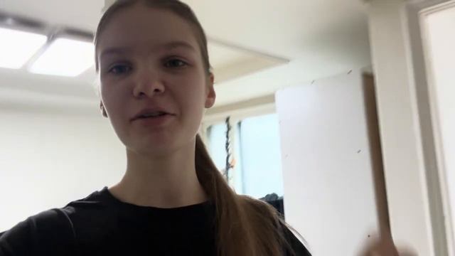 Модель в Корее / жизнь в апартаментах, прогулки одной и много шоппинга смотреть онлайн