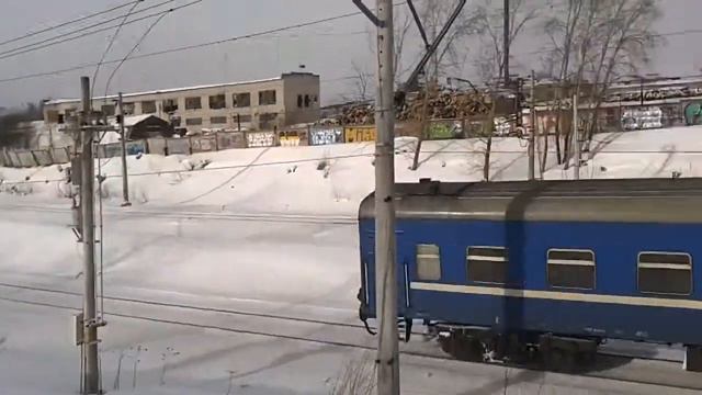 ЭП1-049 с поездом № 065 смотреть онлайн