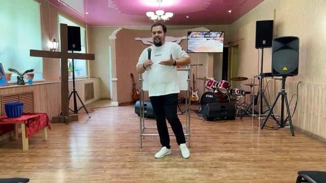 Проповедует Пастор Сергей Романов на тему: Защищай свои ощущения! смотреть онлайн