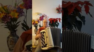 "Цветущий май", танго Ретро.