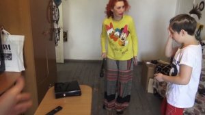 МАТЬ РАЗБИЛА БИТОЙ XBOX 360 СВОЕМУ СЫНУ В РЕАЛЬНОЙ ЖИЗНИ ИЗ-ЗА МАЙНКРАФТ!