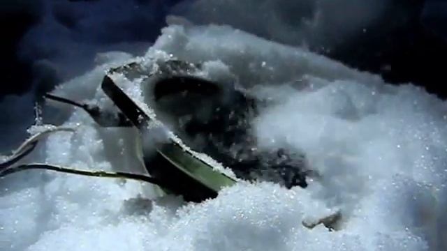 Speaker Snow Blow! спикер снег разрушение смотреть онлайн
