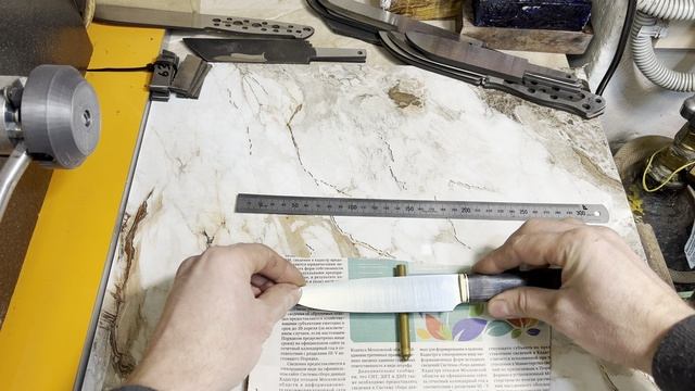 Кухонный нож, сталь N690. Рукоять стабилизированный кап тополя. смотреть онлайн