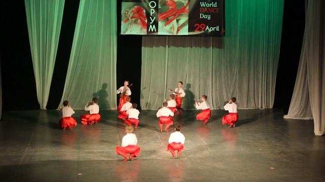 "Музики" Ансамбль народного танца "Сяйво" г. Харьков. 29 апреля 2017г. смотреть онлайн