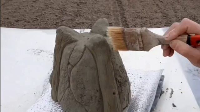 Из старого горшка и цемента новый цветочный вазон на века. Поделки из цемента для дома или сада смотреть онлайн