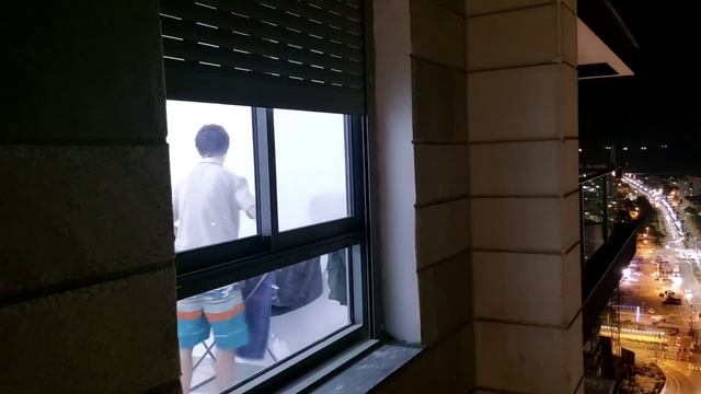 37 ВЛОГ из Израиля Муж хозяйничает на новой кухне Сын помогает маме Ужин на берегу Средиземного мор смотреть онлайн