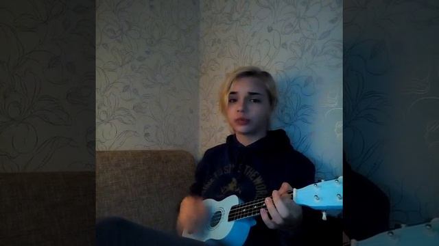 Маяк - в россии ( cover by mara) // на укулеле смотреть онлайн