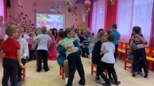 Я целую твои руки