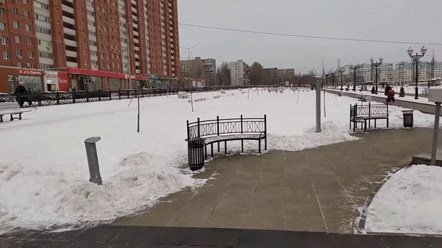 Зимний Саратов. Бульвар Героев Отечества январь 2020. смотреть онлайн