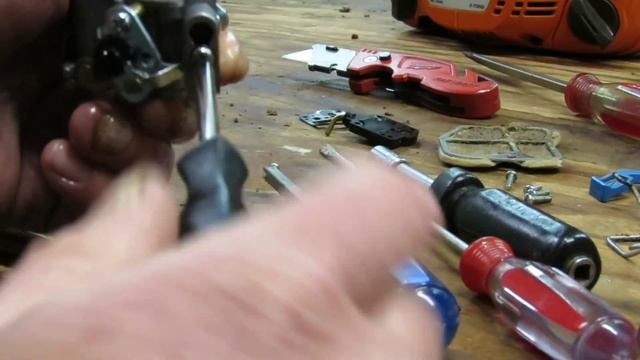 How To Diagnose Husqvarna 235 Chainsaw PART TWO Teardown And Carb Rebuild