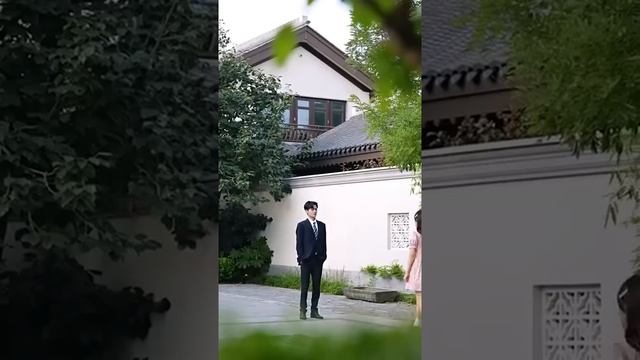 她是去鄉下實訓的醫生，沒想到遇見墜機的首富后發生一夜情后被心機女頂替，但終究緣分還是將兩個人連接在一起...❤️全集#甜宠 #短剧 #古装 #热血 #新剧#霸道總裁 #搞笑 смотреть онлайн