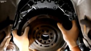 Для чего нужен двухмассовый маховик, почему он так называется, история маховика