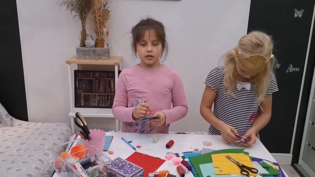 Мастер-класс от 6тилеток. Шьем брошь из фетра сами. Это просто! смотреть онлайн