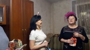 Игры и конкурсы для взрослых – смешные, за столом и нет.