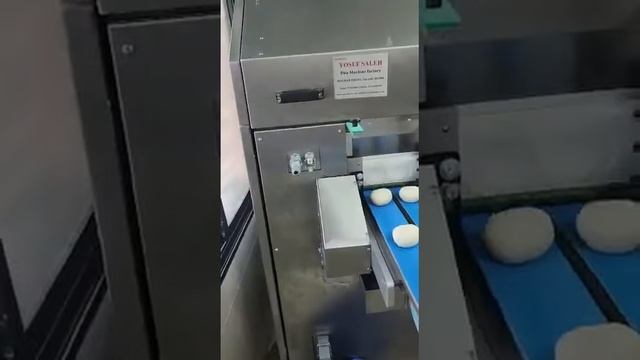 Автоматический тестоделитель-округлитель 2-ух ручейковый #xlebobor #хлебобор #хлебоборудование смотреть онлайн