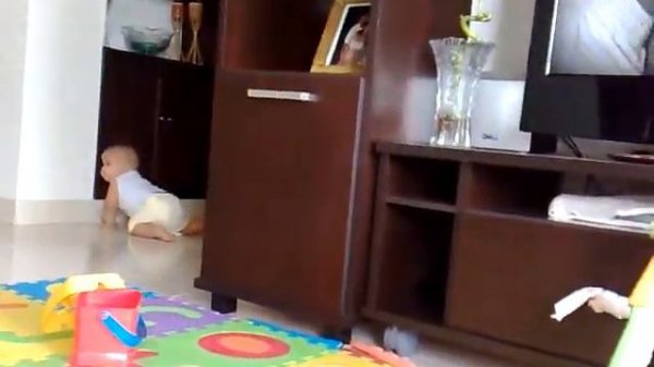 Matias Varela Manotas de rodillas 1