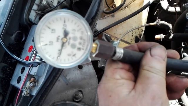 Проверка давления в верхней камере дозатора KE-jet смотреть онлайн