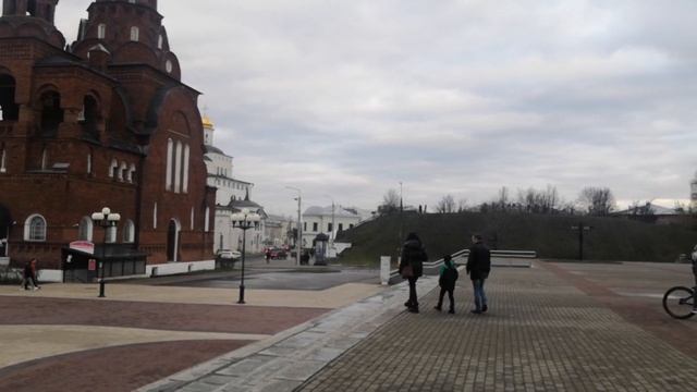 "Алло, полиция! Воры лезут в окно" - кричала я, а когда наряд прибыл, они остолбенели от увиденного смотреть онлайн