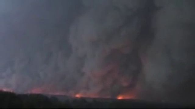 Пожар добрался до г. Выкса смотреть онлайн