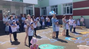 Танец родителей на выпускной в д/с «Когда ты станешь большим» приобрести песню можно dessad80@bk.ru