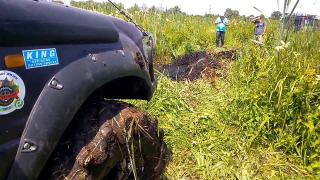 Toyota Land Cruiser 80 через канал Покатуха Демидов-трофи 2 4x4 mud off-road смотреть онлайн